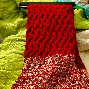 Cable knit throw